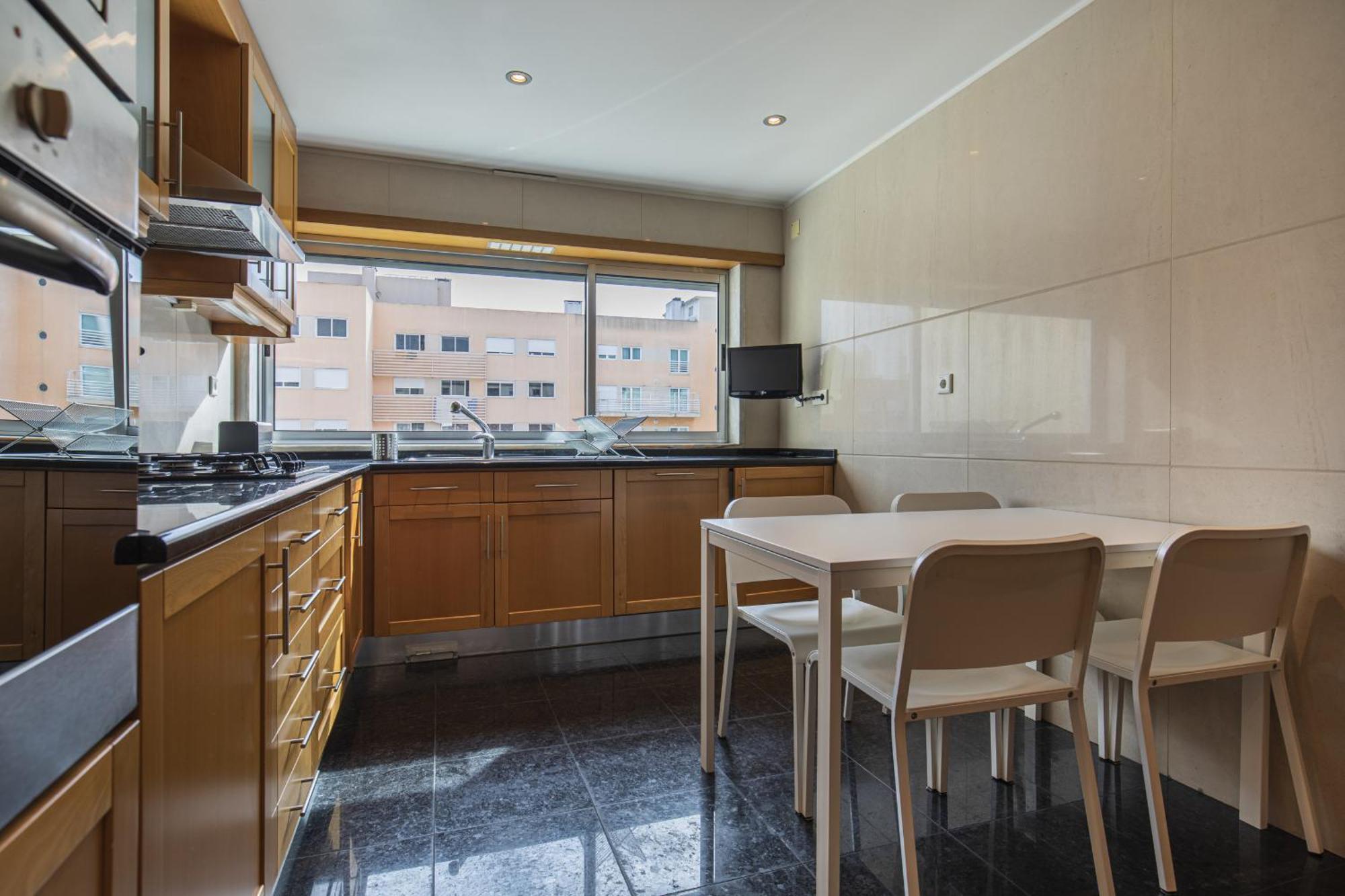 2 Bedroom Large Apartment By Innkeeper Lisbon Exterior photo