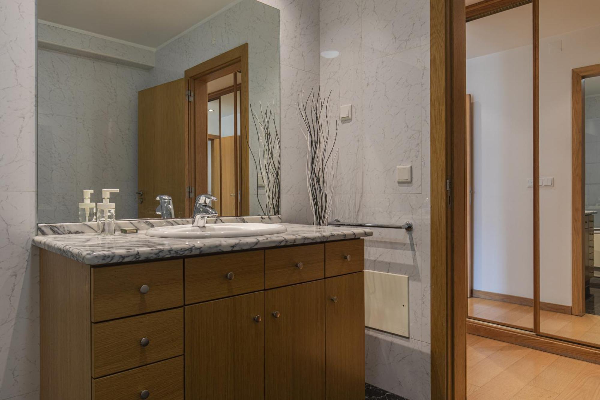 2 Bedroom Large Apartment By Innkeeper Lisbon Exterior photo